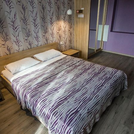 Solo Apartment Dragomanova Kijev Kültér fotó